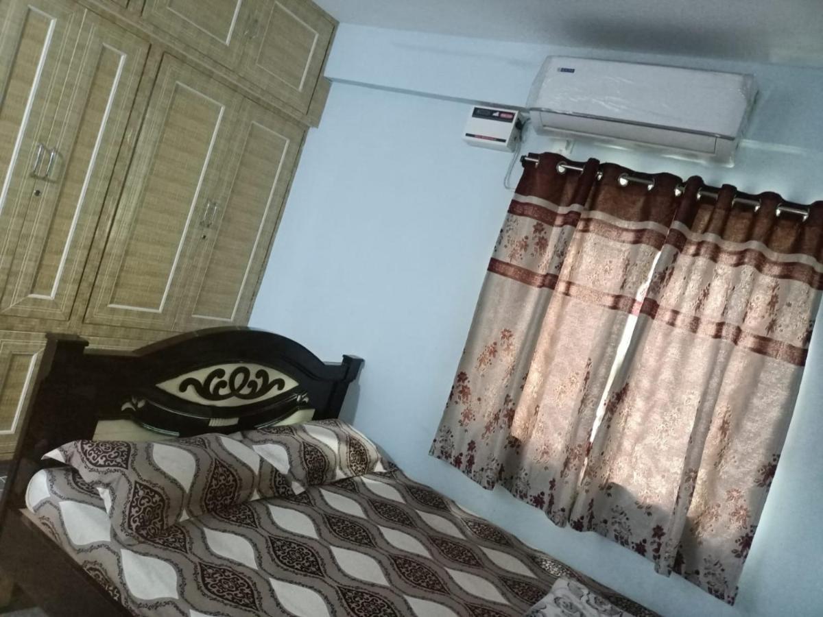 Advik Homestays Tirupati Luaran gambar