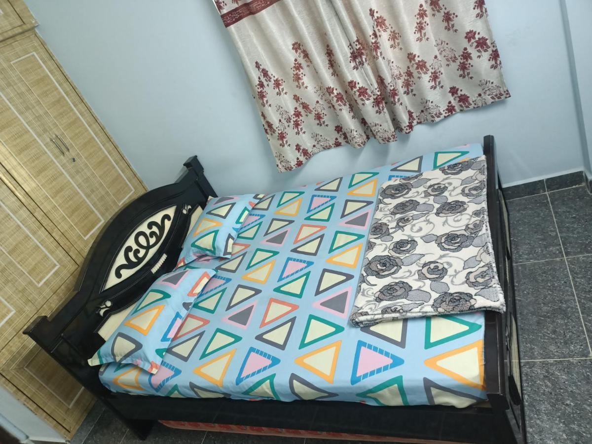 Advik Homestays Tirupati Luaran gambar
